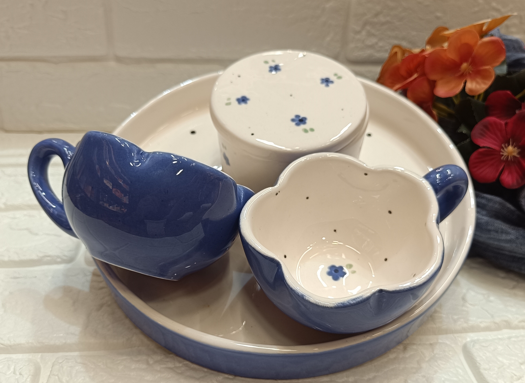 سرویس پذیرایی دونفره درسه رنگ، آبی ، قرمز و نارنجی  🫖☕