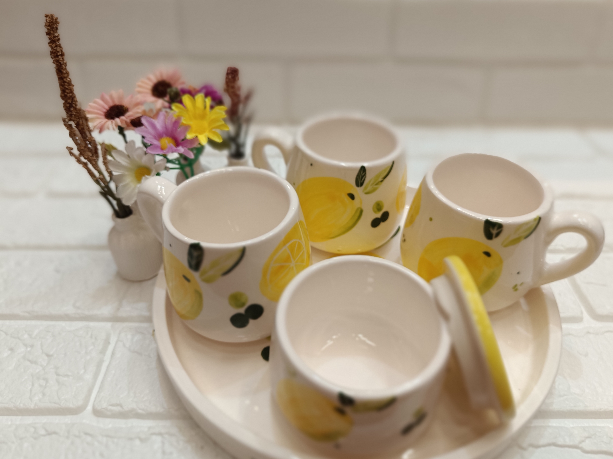 ست پذیرایی سه نفره ( فنجان ، نعلبکی ، سینی و قندان )☕🫖🍰